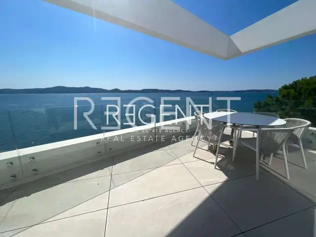 Sukošan – Luxuriöses modernes Apartment mit Dachterrasse 139 m2