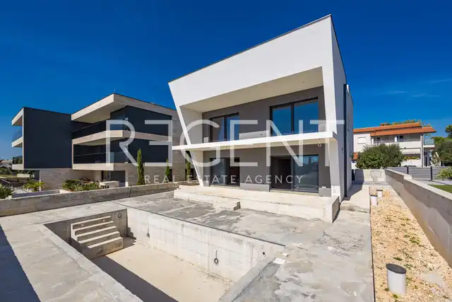 Istria, Medulin - Nowoczesna willa 300 m2