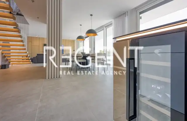 Istrie, Rovinj - Exkluzivní vila s bazénem 178 m2