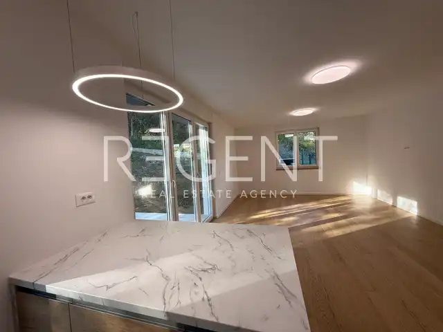 Zagreb, Gračani - four-room apartment with a garage