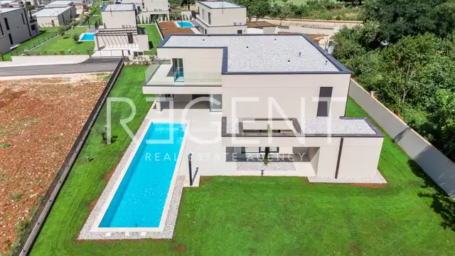 Istrien, Labinci - Luxuriöse Villa mit Pool 303,34 m2