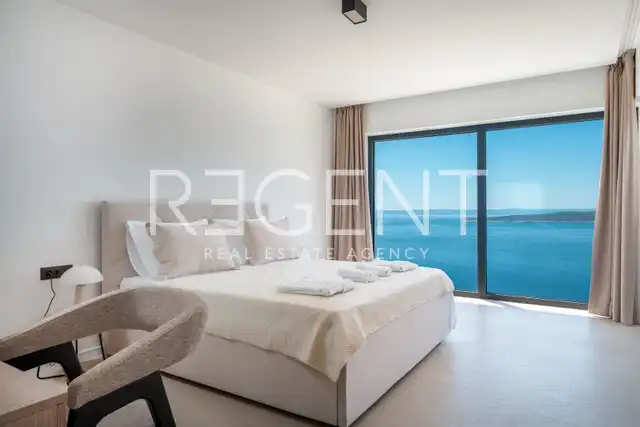 Makarska, Brela - Luxusná vila s panoramatickým výhľadom na more 317 m2