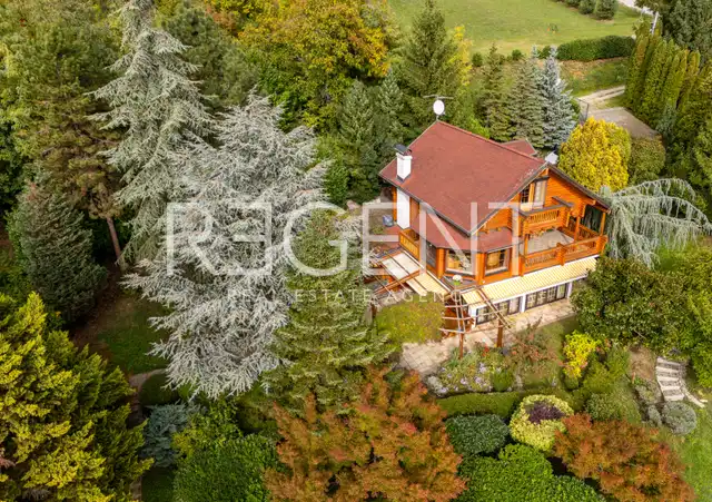 Zagreb, Podsljeme - Šarmantna drvena kuća s panoramskim pogledom