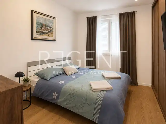 2-Zimmer-Wohnung 45 m², Terrasse und Parkplatz — Split, Žnjan