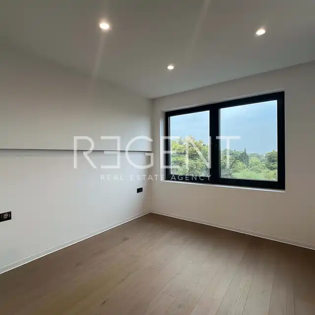 Zagreb, Pantovčak – Luksuzni četverosoban penthouse 131m2 najam