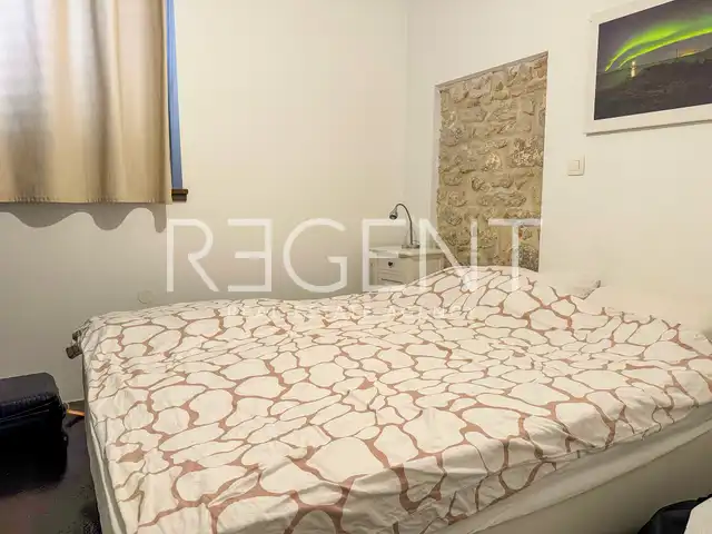 Zadar, Presqu'île – Maison de six pièces en plein centre-ville