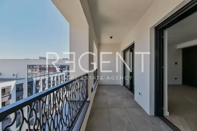 Zagreb, Nova cesta — četverosoban dvoetažni stan 164 m² s dvije garaže