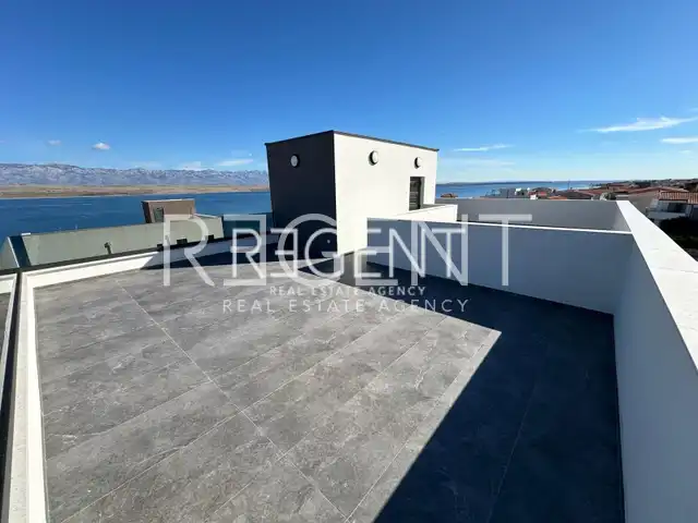 Zadar, Vir - Luxury penthouse 50m from the sea 136 m2