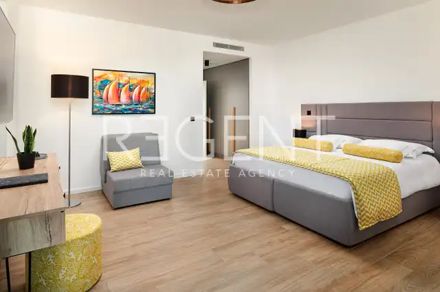 Marina Hills Resort — 3 vily s bazénom, 12 izieb a výhľad na more