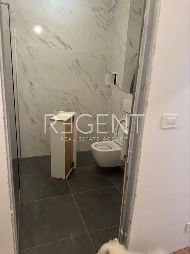 Trogir, Marina - Three-room apartment with loggia 108 m2