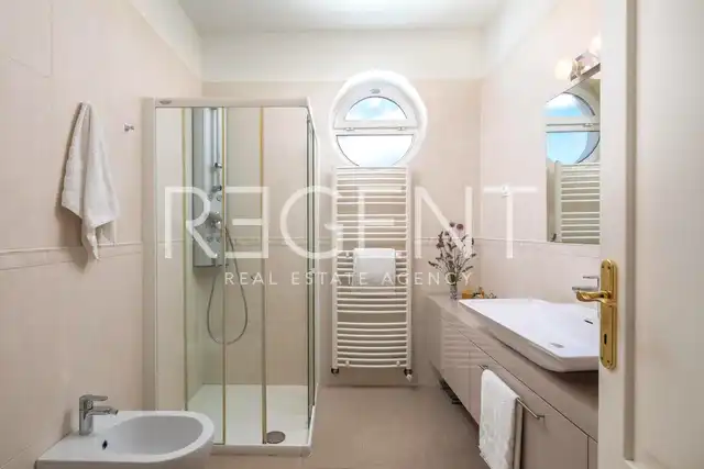 Istria, Poreč – Priestranná a elegantná vila s bazénom 400 m2