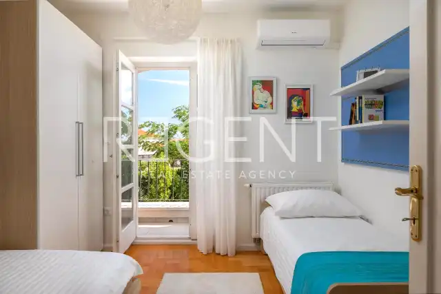 Istria, Poreč – Priestranná a elegantná vila s bazénom 400 m2