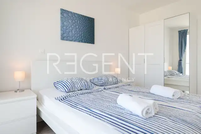 Privlaka - Reihenhaus mit Pool und Dachterrasse