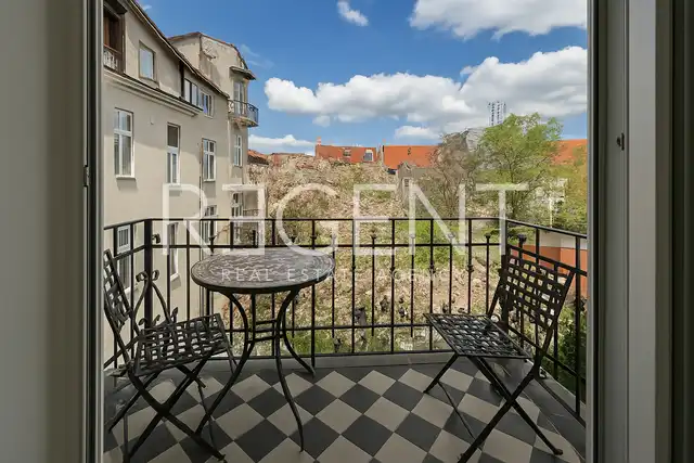 Záhřeb, Centrum – Čtyřpokojový byt o rozloze 90 m² s terasou