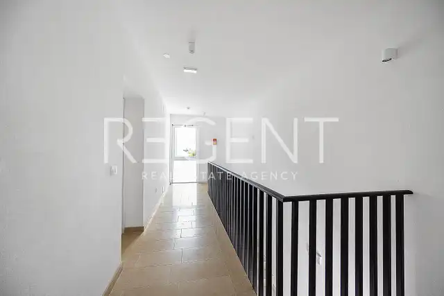 Istra, Tar - Ekskluziven penthouse s strešno teraso v novogradnji 130 m2