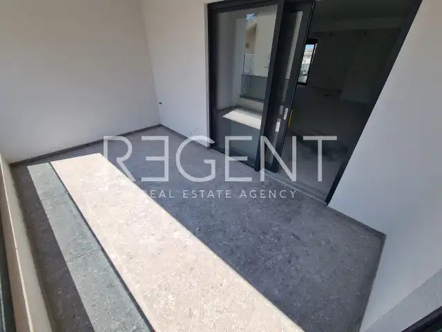 Macarsca, Centro - Attico trilocale con vista mare 117 m2