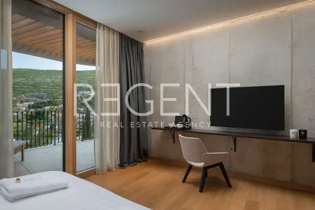 Dubrovník - Elegantná vila moderného dizajnu 394 m2