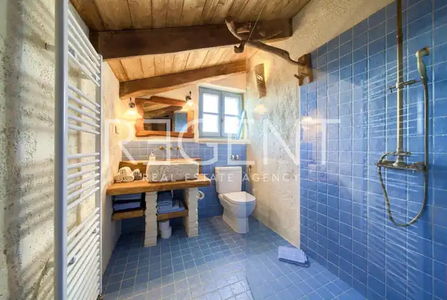 Krk, Malinska - Semi-detached villa with pool and sea view