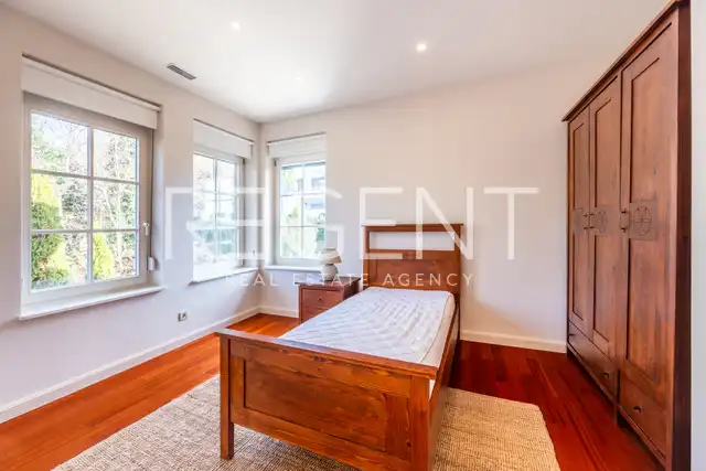 Zagreb, Remete - Spacious four-room apartment for rent