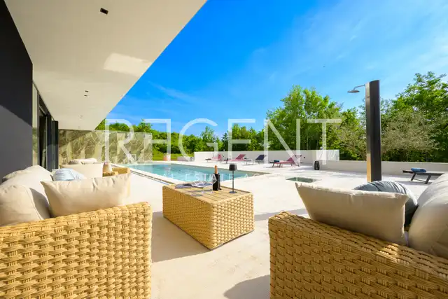 Istra, Oprtalj - Luxusná dizajnérska vila 682 m2 novostavba