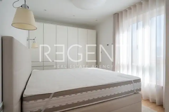Split, Žnjan - Luxurious two-bedroom apartment with an open sea view
