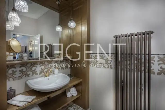 Záhreb, Frankopanská - Luxusný meštiansky byt v centre mesta 110 m2