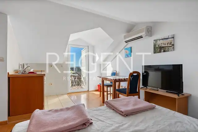 Makarska, Centrum - Apartmánový dom v blízkosti centra s hrubou plochou 186 m2