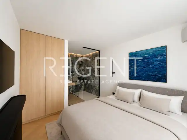 Turanj, Vila 180 m²— grijani bazen, pogled na more, 350 m od plaže