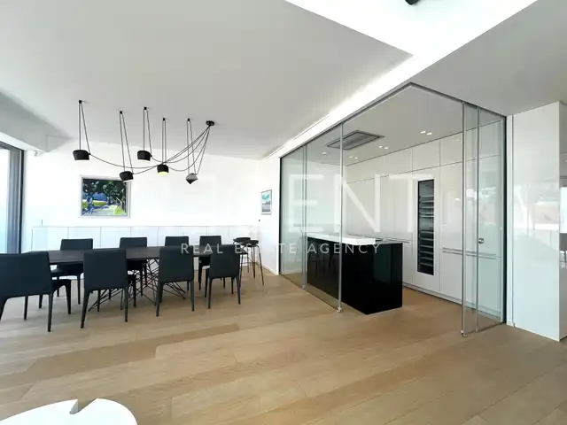 Zagreb, Center, Ban Center - Exclusive penthouse with a view of the cathedral