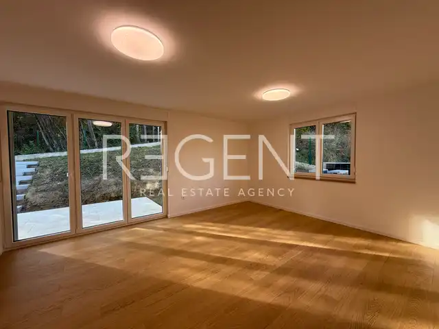 Zagreb, Gračani - four-room apartment with a garage