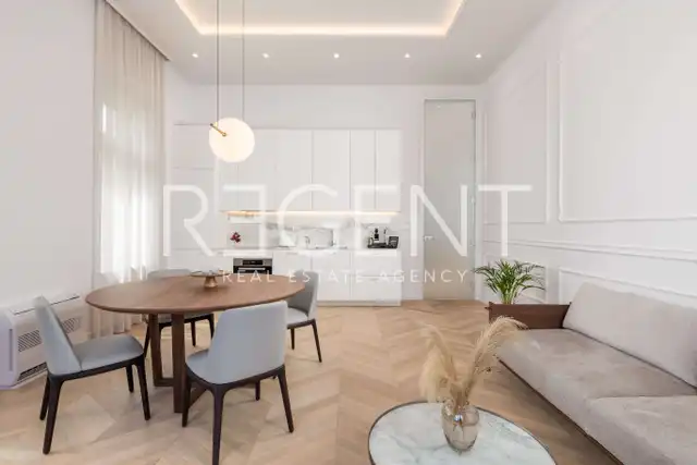 Opatija, Zentrum - Luxuriöse Wohnung in einer Villa in einzigartiger Lage, 108 m2