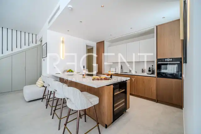Brač, Sutivan - Nádherná vila blízko mora 274m2