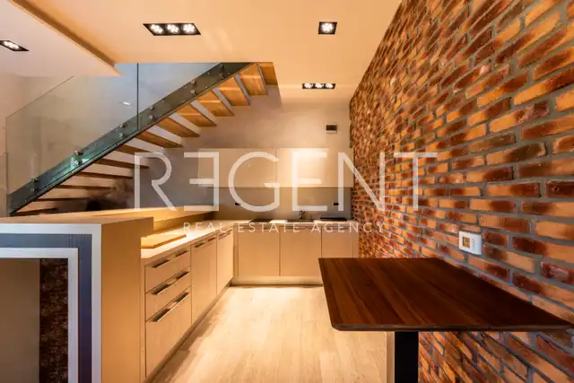 Haus 376 m², Gornje Prekrižje — Grundstück 704 m²