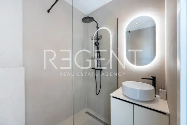 Villa 240 m² à louer, Gornji Bukovac — piscine, garage