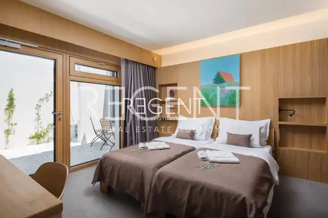 Omiš – Villa esclusiva con piscina e vista panoramica