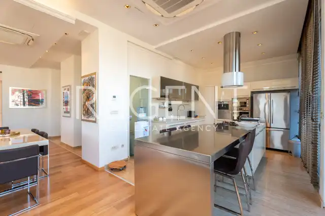 Dubrovnik, Lapad - Luksuzan četverosoban penthouse s krovnom terasom