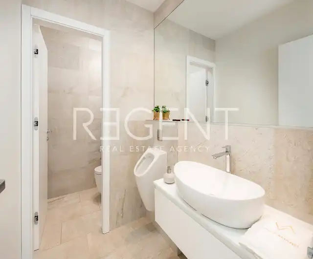 Hvar – Moderná vila s výhľadom na more 195 m2