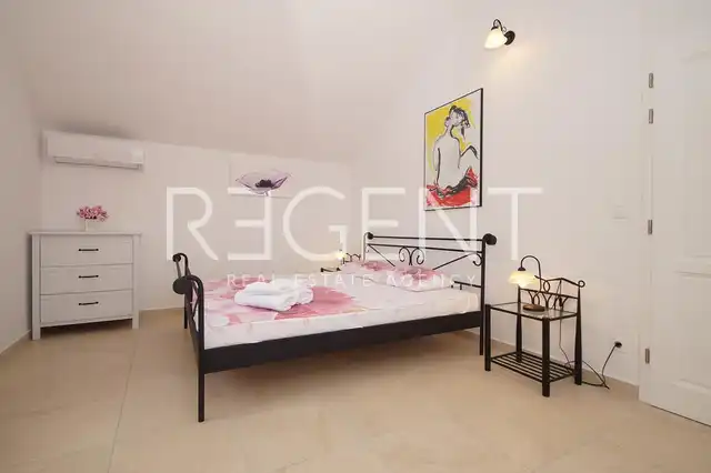 Ostrov Korčula - Nádherná úžasná vila pri mori 312 m2