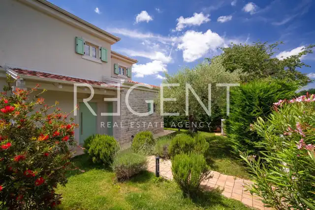 Istria, Višnjan - Luxury villa with pool and panoramic view 170 m2