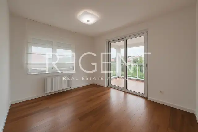 Zagreb, Podsljeme – Trosoban penthouse 143 m²