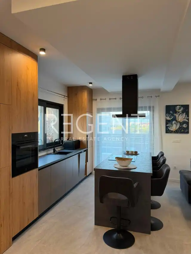 Privlaka, Sabunike — dvosoban stan 139 m2, bazen, vrt, parking mjesto
