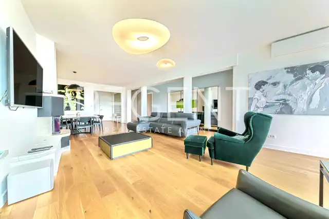 Zagreb, Vrhovec - Appartement moderne de trois pièces de 185 m2