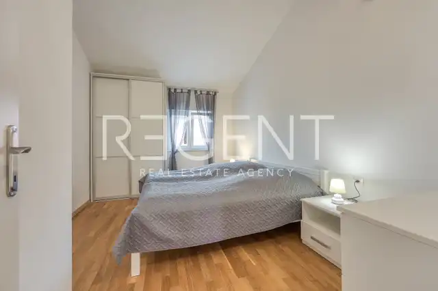 Poreč, Vežnaveri – dům se dvěma byty