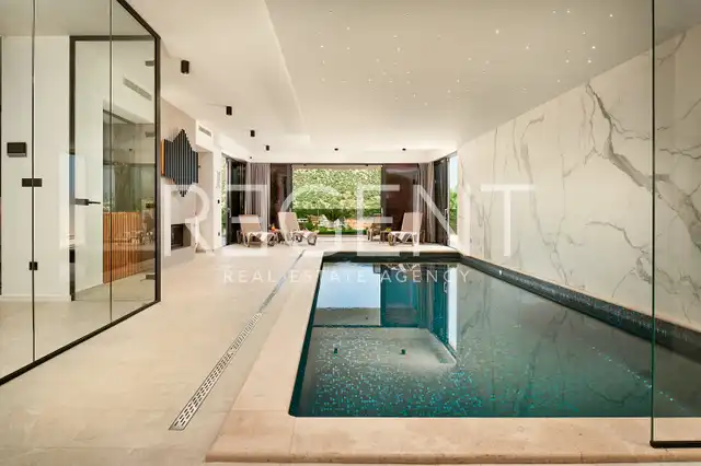 Marina Hills Resort — 3 vily s bazénom, 12 izieb a výhľad na more