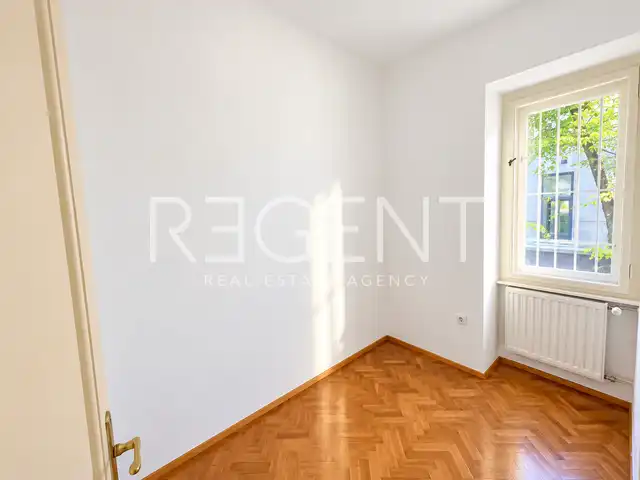 Geschäftsräume 75 m², 4 Räume — Martićeva, Zagreb