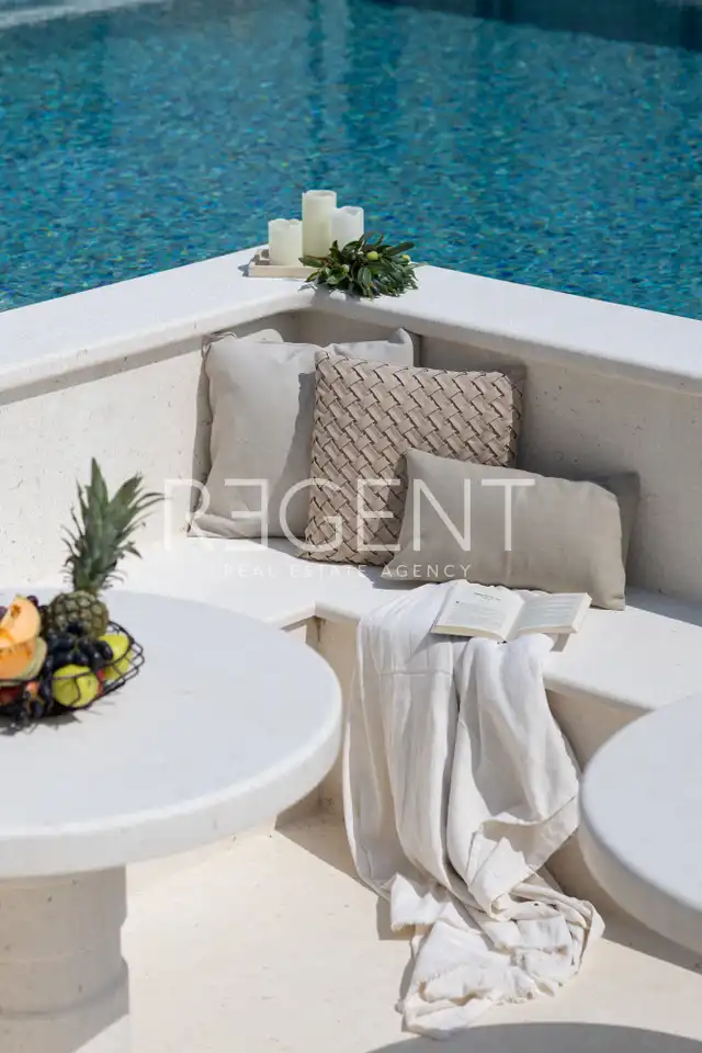 Trogir, Seget - Modern villa with heated pool and sea view