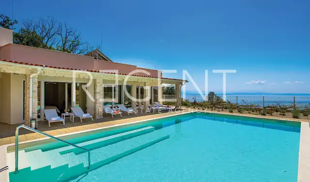 Opatija, Veprinac - Luksuzna vila na parceli od 1113 m2