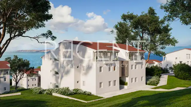 Apartman 72,38 m², Novi Vinodolski — 1. red do mora, 2 SS, spa zona