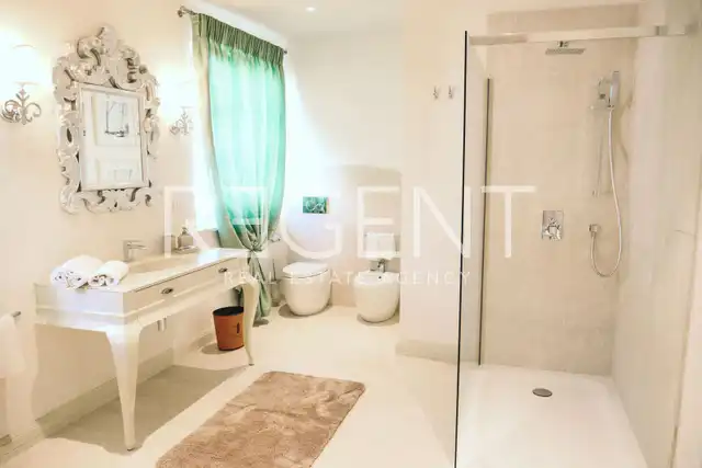 Istrien, Vabriga - Üppige und elegante Villa 288 m2