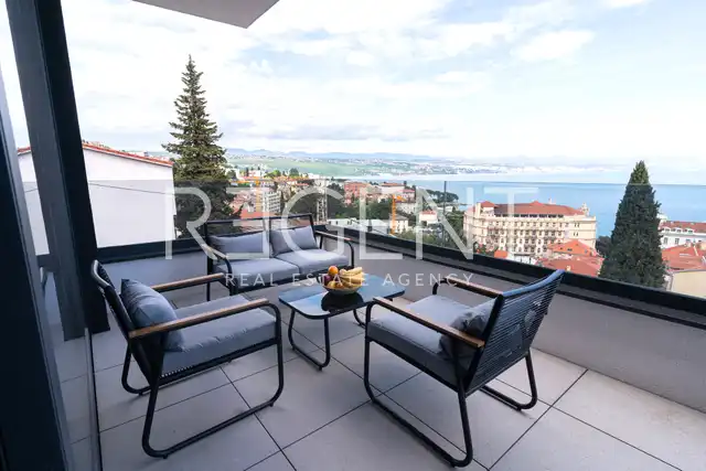 Opatija – Appartement moderne de trois pièces avec vue sur la mer 128,52 m2